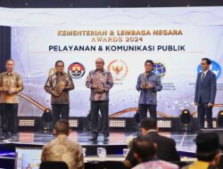 Polri Raih Penghargaan Lembaga Dengan Pelayanan Dan Komunikasi Terbaik