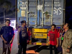 Polres Gresik Kawal Pengiriman Surat Suara Pilkada Serentak 2024 Dari Gresik Ke Sulawesi Selatan