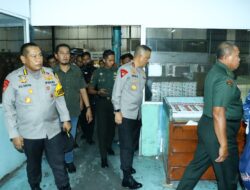 Pastikan Kesiapan Surat Suara.Kapolres Gresik Dampingi Forkopimda Provinsi Jatim ke PT. Temprina
