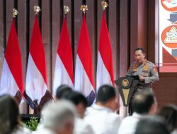 Kapolri Isi Materi Pemberantasan Korupsi Di Retreat Kabinet Merah Putih