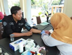 Aksi Kemanusiaan Polres Gresik Gelar Aksi Donor Darah Semarakkan HUT ke-73 Humas Polri