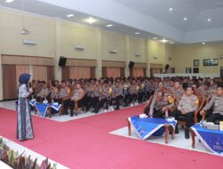 Polres Jember Gelar Pembekalan Psikologi Massa Untuk Personel PAM TPS Pilkada 2024