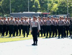 Kakorsabhara Polri Pimpin Apel Gelar Pasukan Kesiapan Pengamanan Pilkada 2024 Di Polda Jatim
