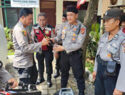Kapolsek Kawasan Pelabuhan Gilimanuk Terima Alat SecDoor untuk Perketat Pemeriksaan Masuk Bali