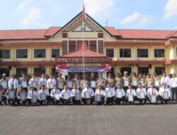 Apel Hari Senin Kapolres Pasuruan Cek Kelangkapan Ransus Dinas Dan Pemberian Penghargaan