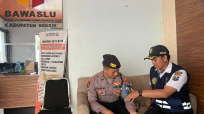 Polres Gresik Periksa Kesehatan Petugas Pengamanan KPU Dan Bawaslu