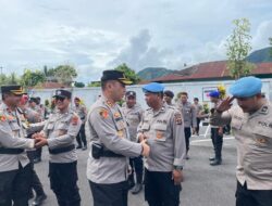 Rekapitulasi Pleno KPU Telah Selesai, Kapolres Ende Melepas Kepulangan 31 Anggota BKO Polda NTT