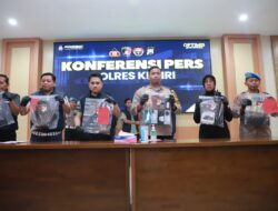 Kurang Dari 24 Jam Polres Kediri Berhasil Amakan Pelaku Pembunuhan Satu Keluarga