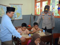 Polres Gresik Sosialisasikan Program Makan Bergizi Gratis Di SD Bedilan