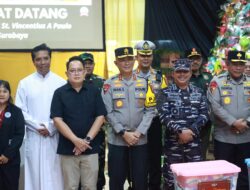 Kapolda Jatim Bersama Jajaran Forkopimda Kunjungi Sejumlah Gereja Pastikan Natal Aman Dan Kondusif