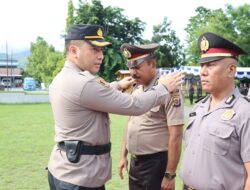 Polres Ende Gelar Upacara Kenaikan Pangkat Perwira Dan Bintara Polri Periode 1 Januari 2025