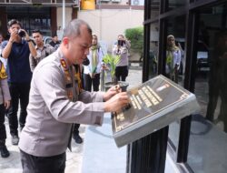 Kapolres Blitar Bersama Bupati Resmikan Mal Pelayanan Publik “Prabu Hayam Wuruk”