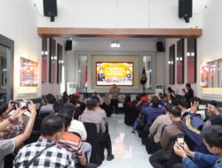 Ngopi Bersama Awak Media, Kapolres Pasuruan Tegaskan Keterbukaan Informasi