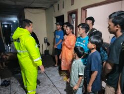 Tanggap Bencana, Kepolisian Resort Purwodadi Bersama TNI Dan BPBD Evakuasi Korban Pergeseran Tanah Di Purwodadi