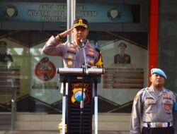 Kapolres Gresik Tegaskan Larangan Truk Melintas Ketika Jam Operasional Dan Truk Muat MBLB Wajib Ditutup Terpal