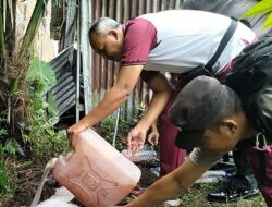 Polsek Narmada Musnahkan Ratusan Liter Miras Tradisional Hasil Sitaan