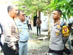 Kapolres Gresik Sampaikan Duka Mendalam untuk Korban Kecelakaan Maut Di Jalan Raya Duduksampeyan