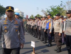 Mayday 2025 : Kapolrestabes Surabaya Pastikan Tidak Ada Anggota Pengamanan Yang Menggunakan Senpi