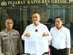 Polres Gresik Serahkan Kades dan Nelayan Di Pulau Bawean Direhabilitasi Di BNNK