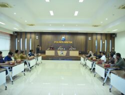 Kapolres Gresik AKBP Rovan Richard Mahenu Ajak Penggiat Medsos Bersinergi Jaga Kamtibmas Dan Tangkal Hoaks