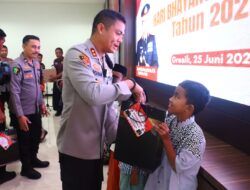 Khitan Massal Meriahkan Hari Bhayangkara Ke – 79, Wujud Komitmen Peduli Pelayanan Polres Gresik Untuk Masyarakat
