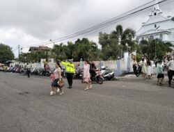Polres Ende Laksanakan Pengamanan Ibadah Misa, Beri Jaminan Rasa Aman Bagi Umat Yang Beribadah