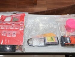 Polres Malang Bekuk 13 Pengedar Narkoba, Barang Bukti Hampir Rp300 Juta Disita