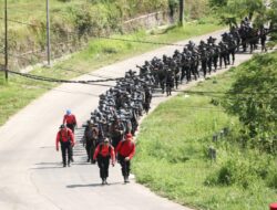 Outbound Tupdasbhara: 247 Siswa Diktukba Polri SPN Polda Jatim Ditempa Di Jalur 26 KM
