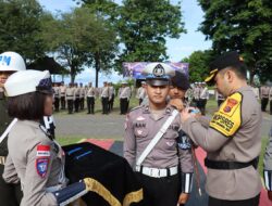 Gelar Pasukan Operasi Zebra Turangga 2025, Kapolres Ende Ingatkan Tindak Tegas Kriminalitas Jalanan Dengan Sikap Humanis