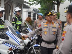 Kesiapsiagaan Akhir Tahun: Apel Gelar Pasukan Operasi Lilin Semeru 2025 Di Surabaya