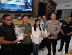 Polres Magetan Kembalikan Emas Senilai 1 Miliar, Pasca Tangkap 5 Tersangka Pembobol Toko