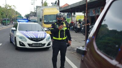 Tingkatkan Kedisiplinan Di Jalan, Satlantas Polres Gresik Resmi Operasikan ETLE Handheld