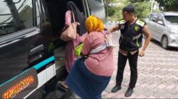 Kapolres Gresik Tegaskan Komitmen Pelayanan, Pasien Diantar Gratis Dengan Ambulans Sidokkes Dari RS Dr Soetomo