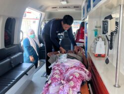 Wujud Kepedulian Polres Gresik, Sidokkes Berikan Layanan Ambulans Gratis untuk Pasien Asal Bawean