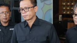 LL alias Pace (DPO) Dugaan Penganiayaan Valet Serahkan Diri ke Polrestabes Surabaya, Jadi Tersangka