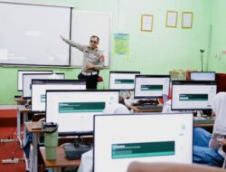 Polres Gresik Perkuat Literasi Digital, Ratusan Pelajar SMAN 1 Gresik Dapat Edukasi AI