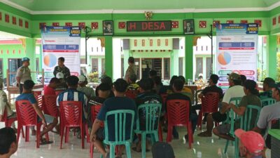 Masyarakat Desa Bayemgede Datangi Balai Desa, Tuntut Sekdesnya Mundur Dari Jabatan Yang Dinilai Arogan Dan Meresahkan Masarakat Langsung Mintak SP -3