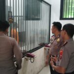 Wakapolres Gresik Cek Langsung Rutan Sat Tahti, Pastikan Keamanan Dan Kondisi Tahanan IMG-20260928-WA0030