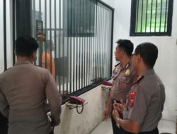 Wakapolres Gresik Cek Langsung Rutan Sat Tahti, Pastikan Keamanan Dan Kondisi Tahanan