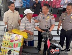 Kapolres Batu Kembalikan Motor Korban Kasus Ganjal Es Krim Fiktif