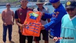 Keselamatan Nelayan Jadi Prioritas, Satpolairud Polresta Banyuwangi Bagikan Life Jacket