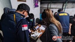 Jaga Kamtibmas Tetap Kondusif, Kapolres Gresik Pimpin Operasi Gabungan Miras Dan Narkoba